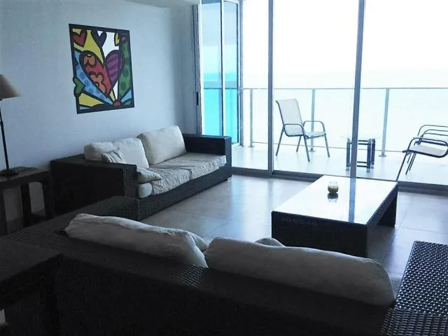 Vendo apartamento amoblado ph h2o av balboa yh — 2