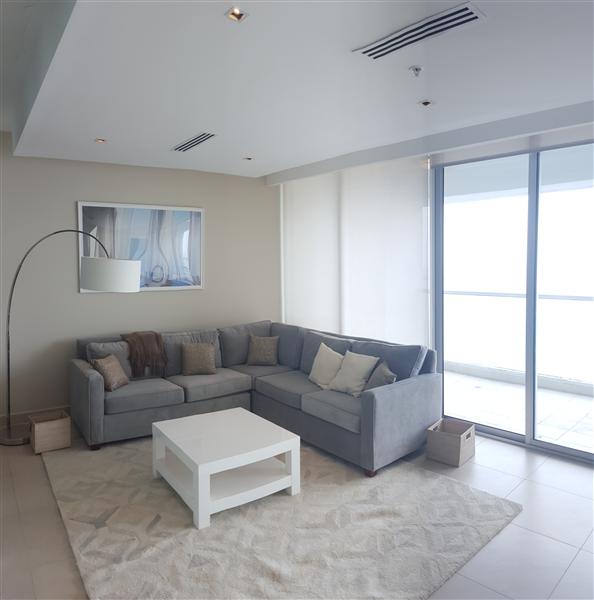 Amoblado y listo para vivir en rivage tower en av. balboa id10228 