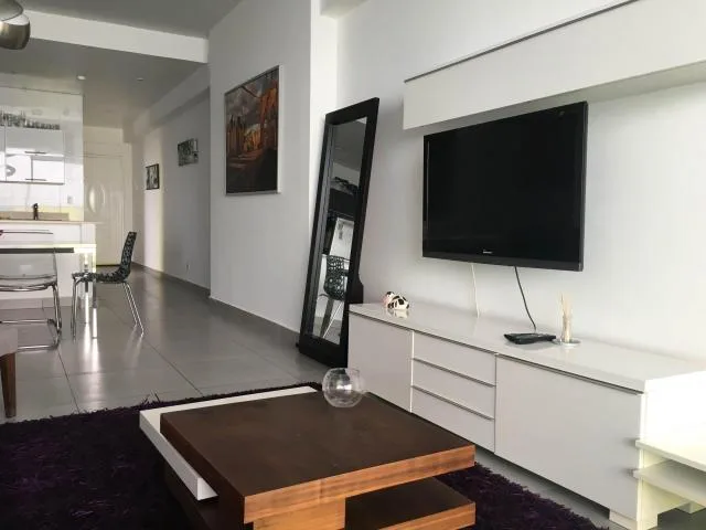 Bello apartamento full amoblado en la avenida balboa con vista al pacifico — 2