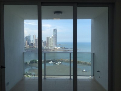 Your dream can be done now we offer beautiful apartment for sale, ave balboa, ph white, located in f