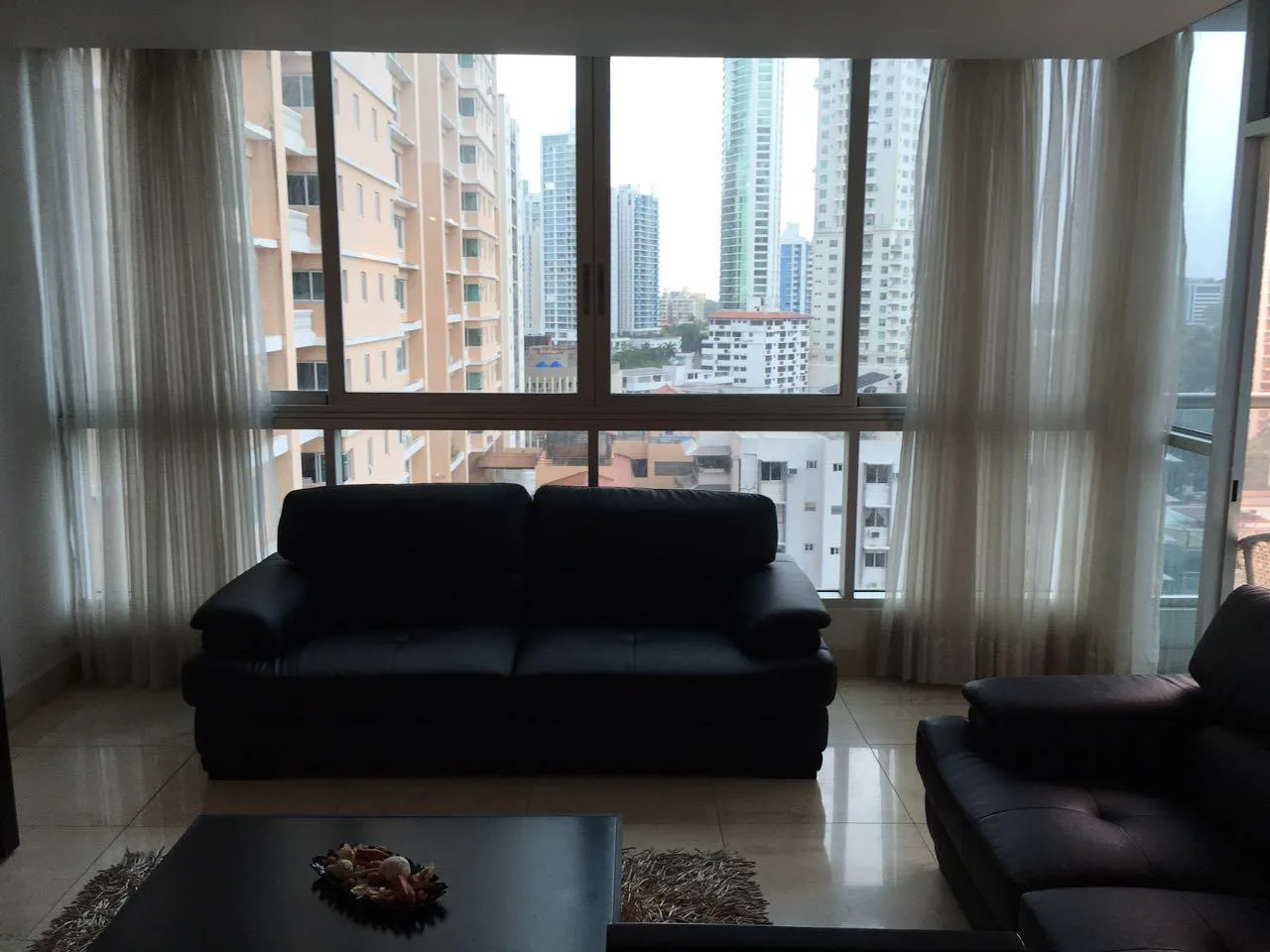 Se alquila apartamento 2 recamaras amoblado en la avenida balboa  — 5