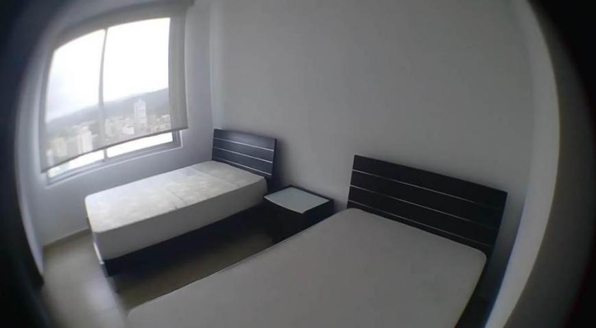 For sale spacious apartment in avenida balboa lch