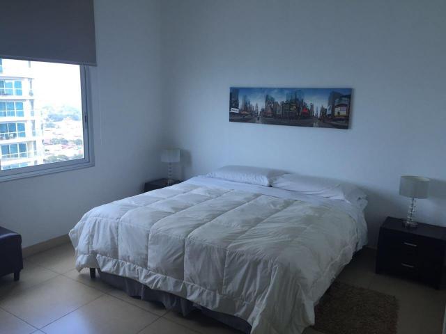Apartamento amoblado y centrico en avenida balboa  lch