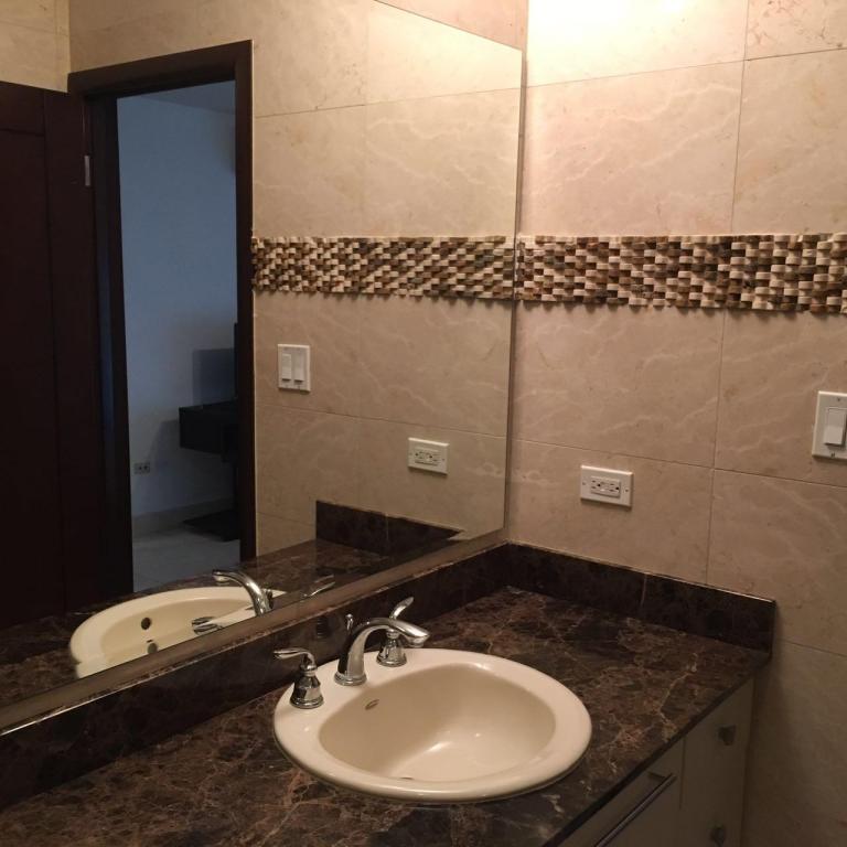 Apartment for rent 108m2 avenida balboa .rtq