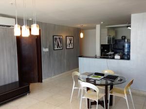 ***  rent with option purchase in the balboa excellent option ***