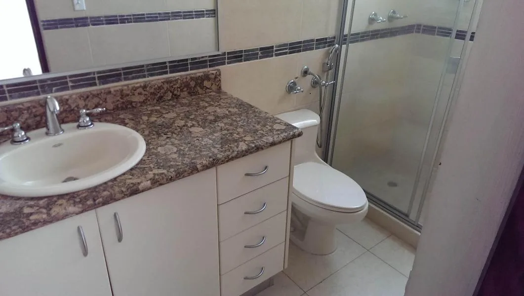 Vendo amplio apartamento en avenida balboa — 2