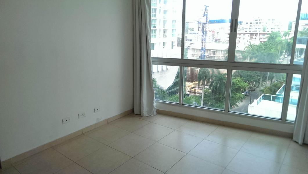 Vendo amplio apartamento en avenida balboa