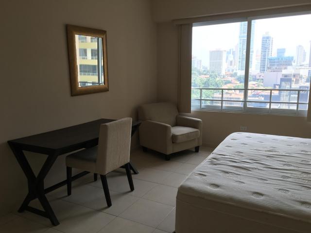 Central apartment in avenida balboa lch