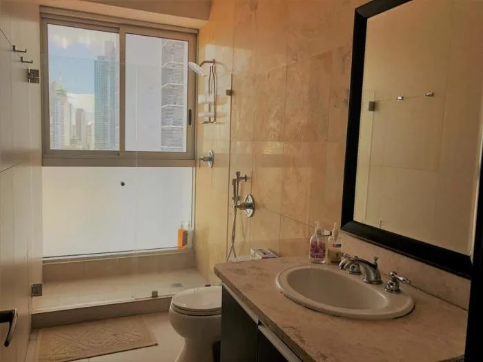 Rivage tower en av. balboa (id 12492) — 3