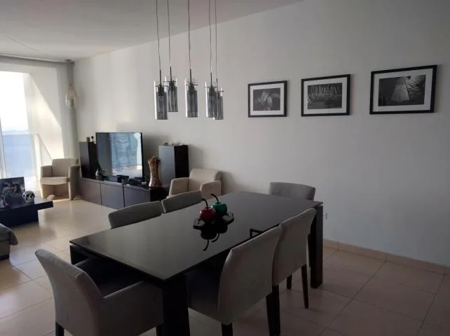 Elegante apartamento amoblado en la avenida balboa. lr 16-3057. — 2