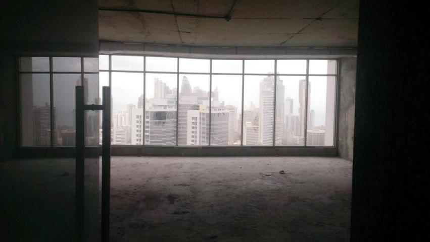Espectaculares oficinas en la avenida balboa. lr 15-903.