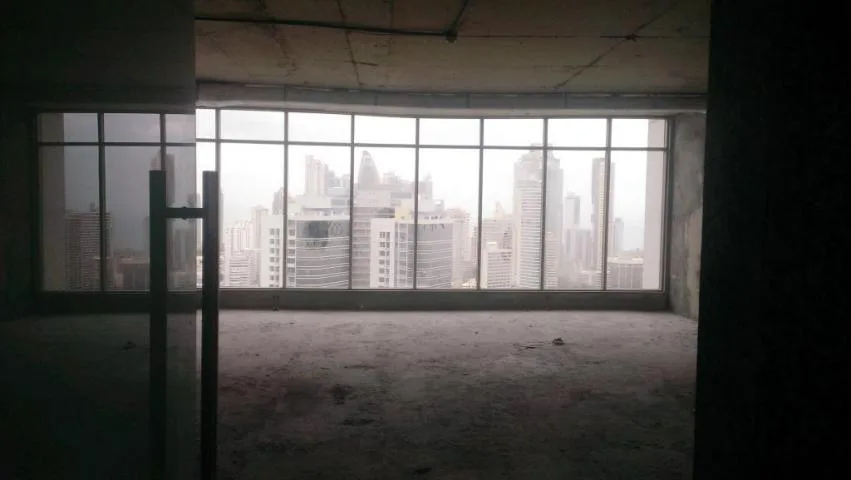 Espectaculares oficinas en la avenida balboa. lr 15-903. — 4