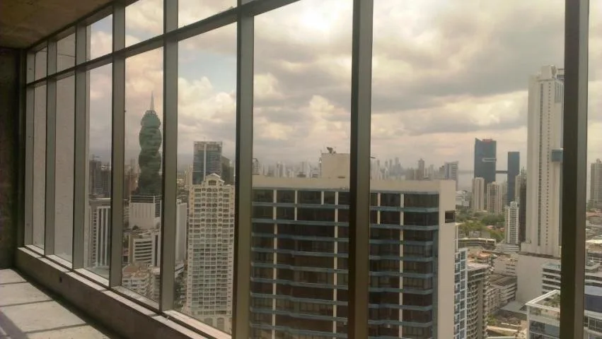 Espectaculares oficinas en la avenida balboa. lr 15-903. — 5