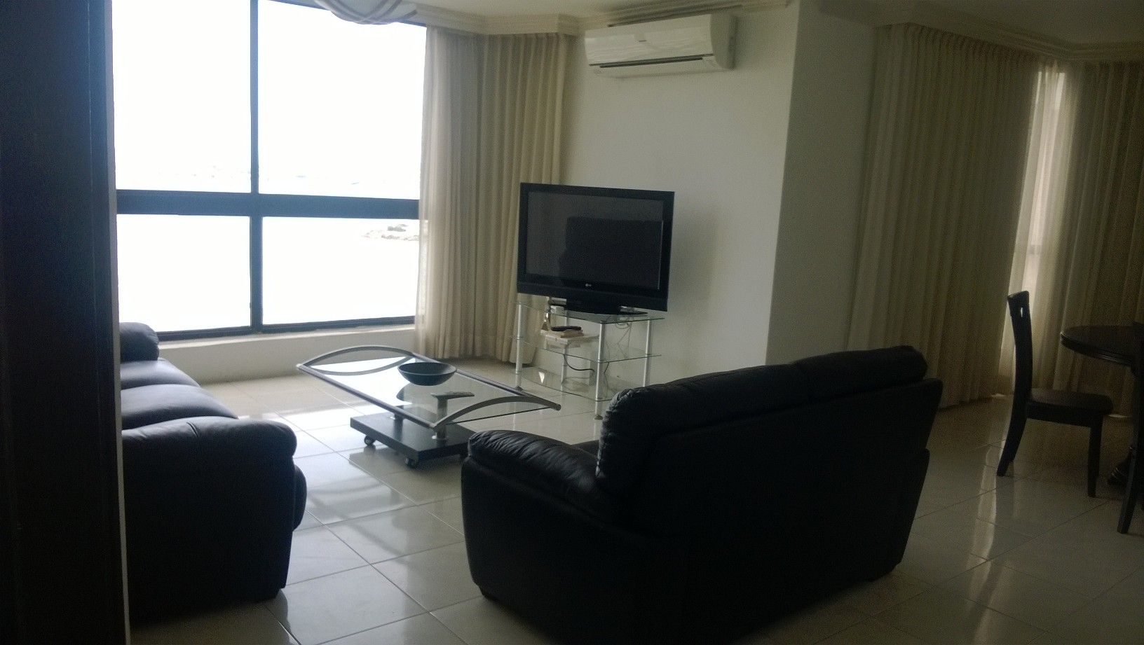 Avenida balboa amoblado $1300.00usd con vista al mar