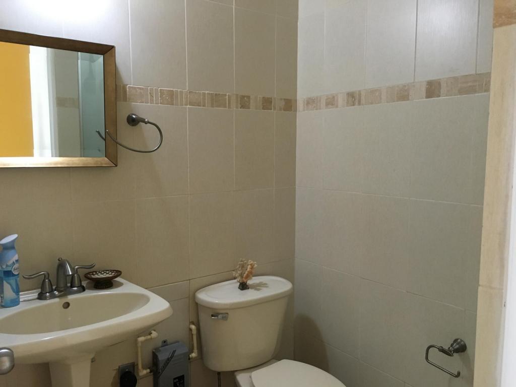 100m2 apartment for rent avenida balboa phone .rtq