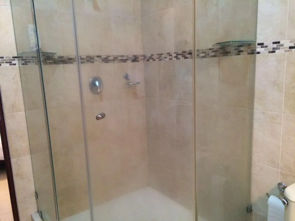 Se alquila apartamento 103m2 avenida balboa telf .rtq — 3