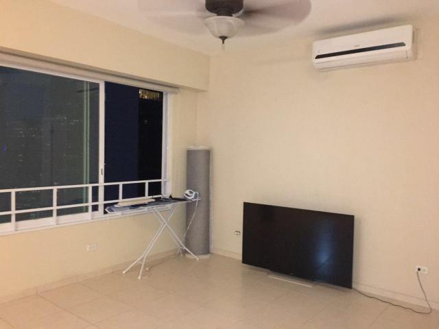 Lindo apartamento en la avenida balboa cv