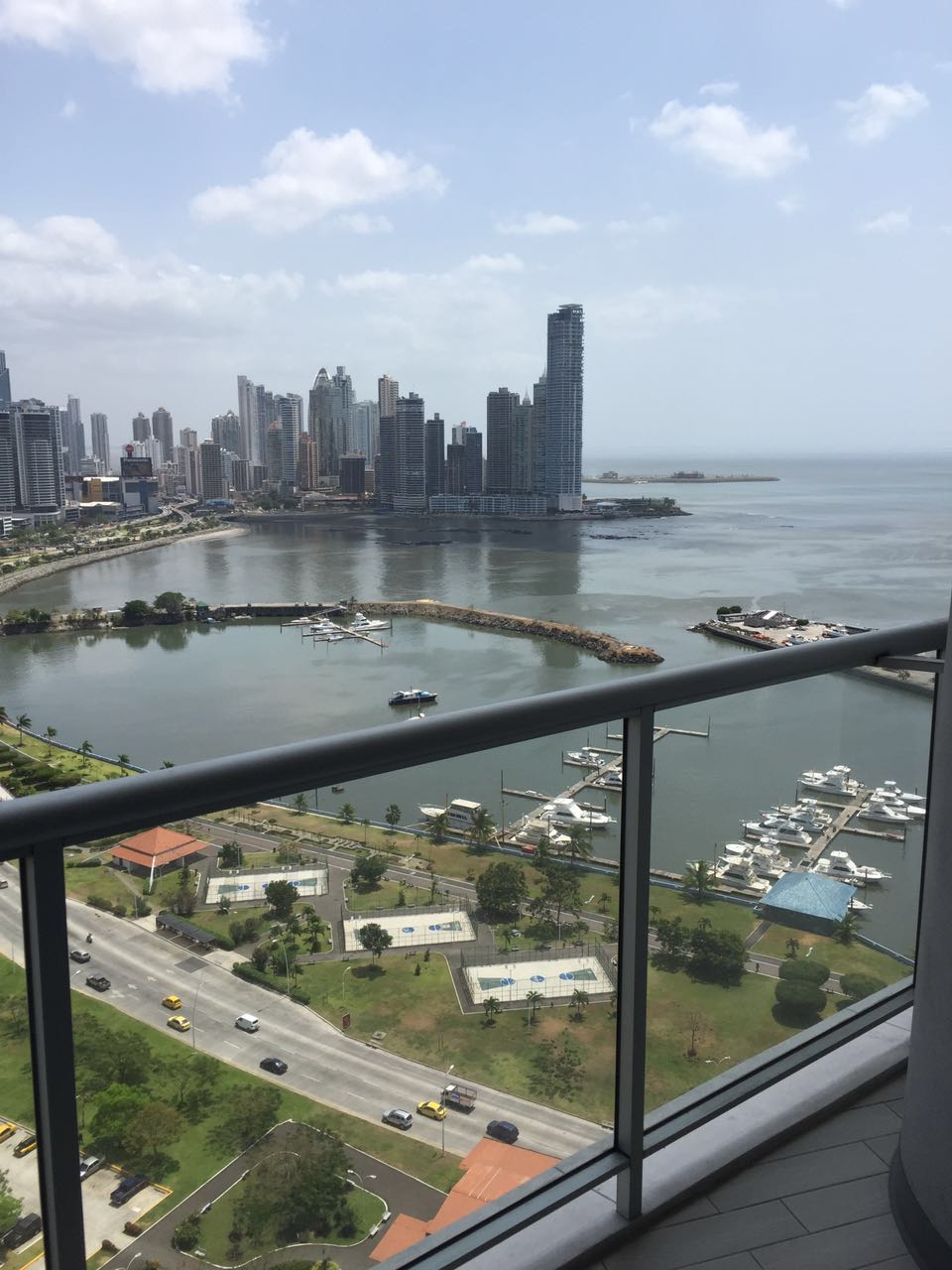 Rent yath club furnished