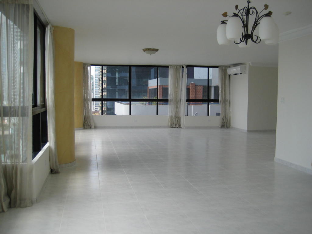 Se alquila apartamento 350m2 avenida balboa telf .rtq