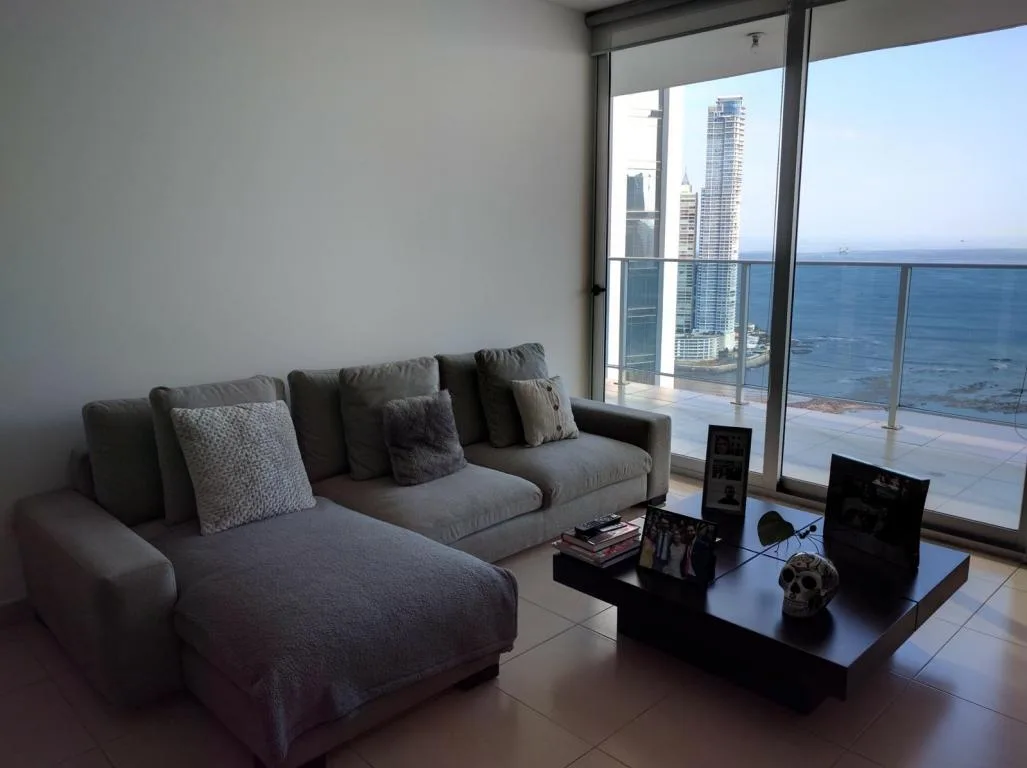 Espectacular apto en venta con vista al mar en avenida balboa  — 2