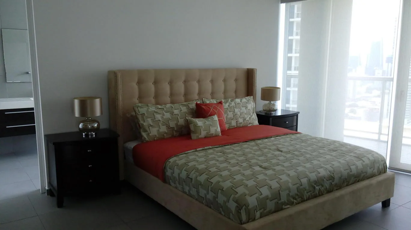 Se alquila apartamento 218m2 en panamÃ¡, av balboa tlf .rtq — 3