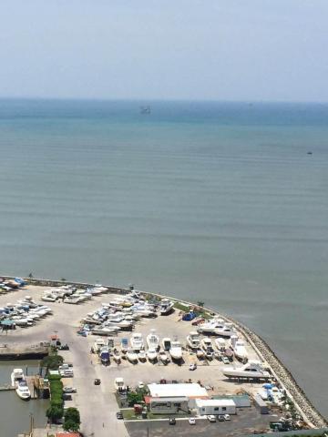 Venta excelente lote de terreno frente al mar  