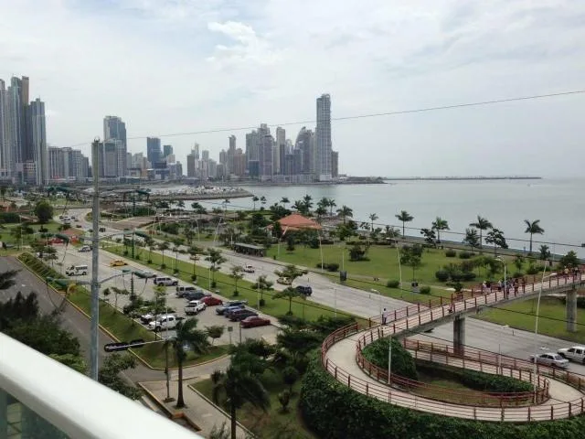 Alquiler hermoso apartamento con vista al mar — 4