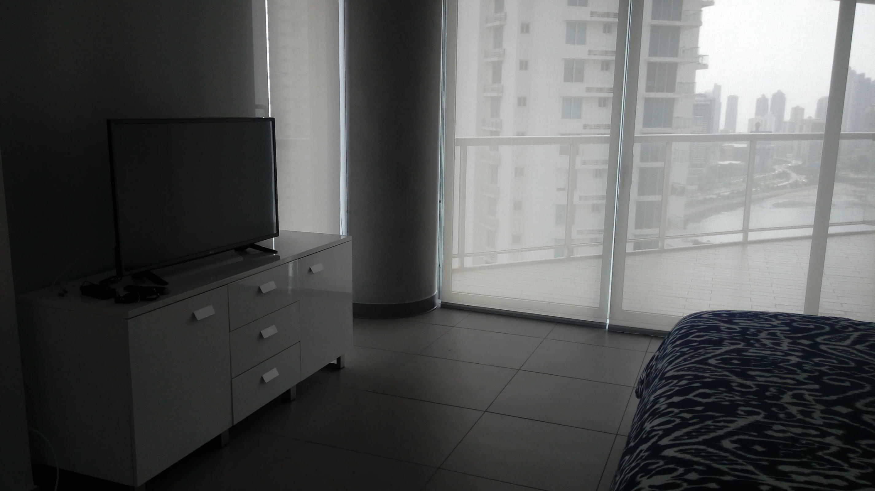 Moderno apartamento en venta av. balboa / agpm 
