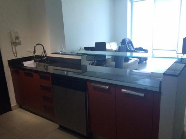 Immaculate furnished apartment in avenida balboa. lr 16-3703.