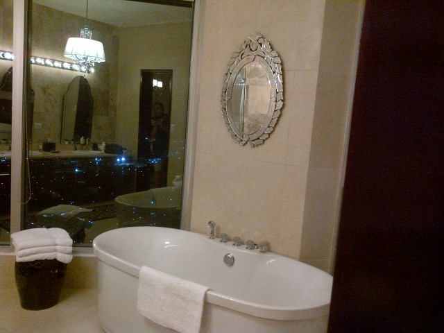 Ready to move apartment in tower rivage (id 10123)