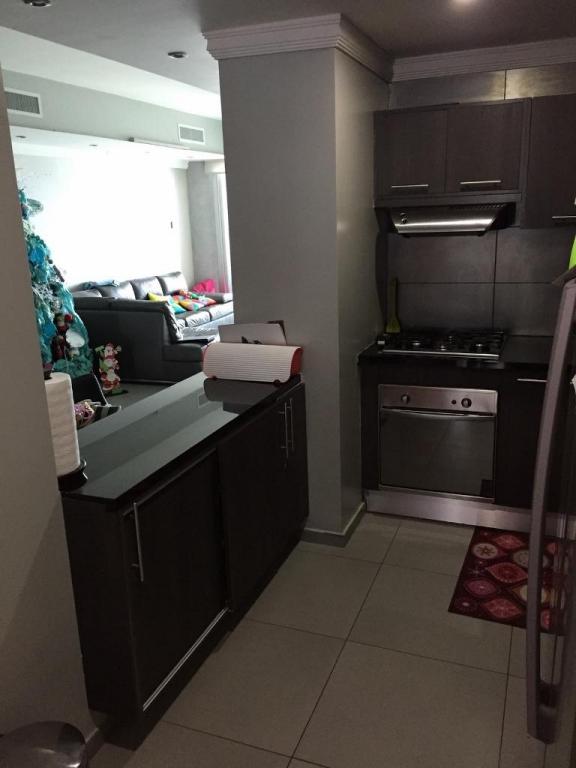 Se alquila apartamento 150m2 en panamÃ¡, av. balboa tlf .rtq