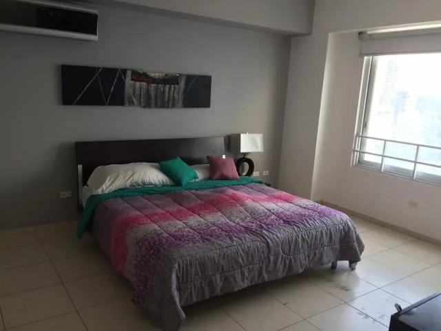 Se vende apartamento en ave. balboa. cod. 16-3747 jdl — 3