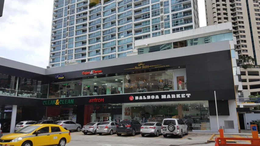 Local comercial en avenida balboa  — 5