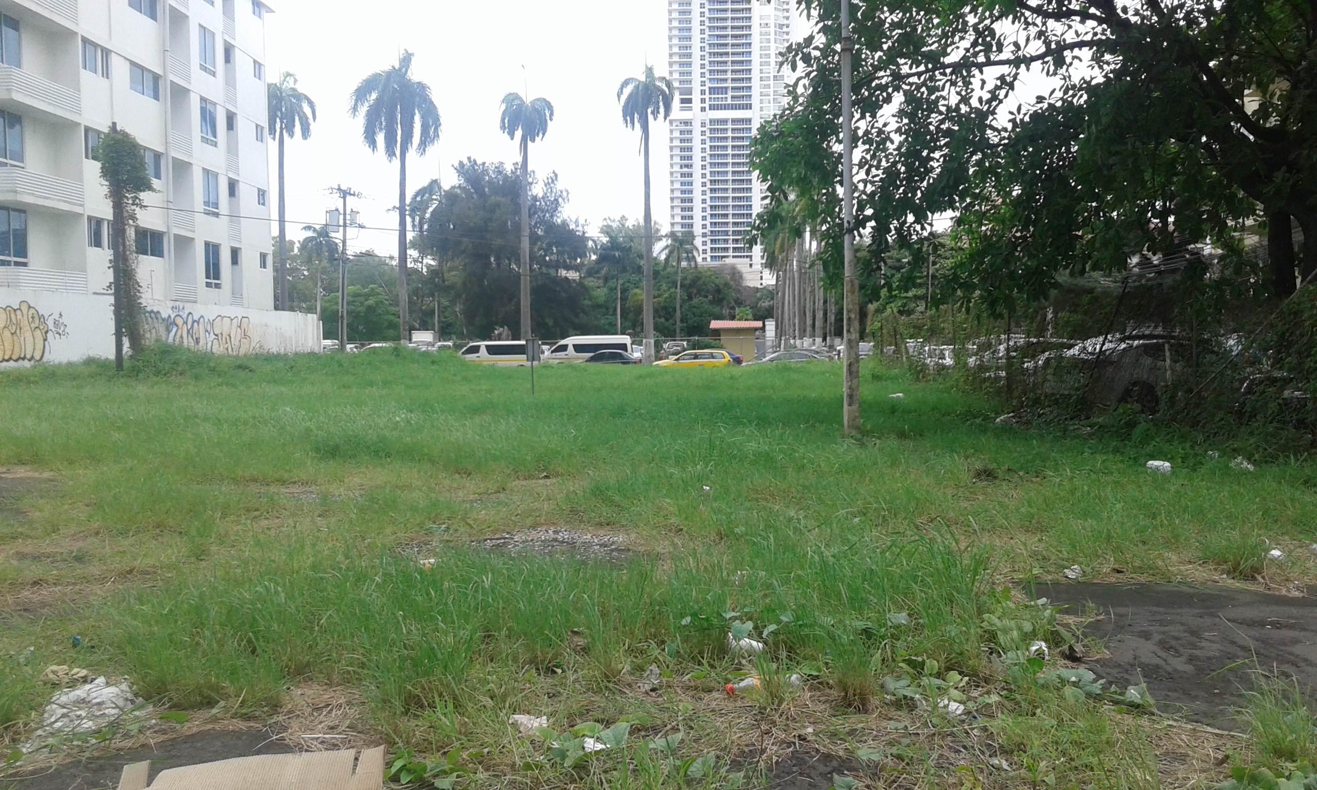 Lote en venta en av. balboa agpm