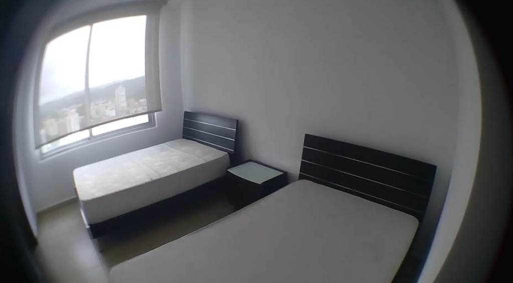Se alquila apartamento 163m2 en panama ave balboa tlf .rtq