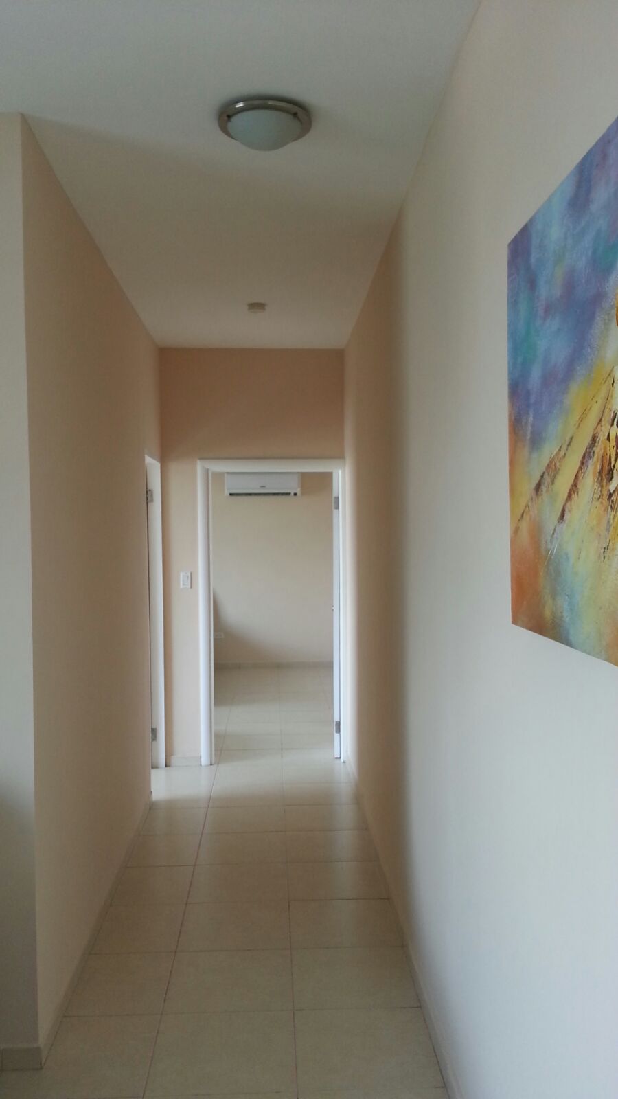 Se vende lindo apartamento amoblado frente al mar