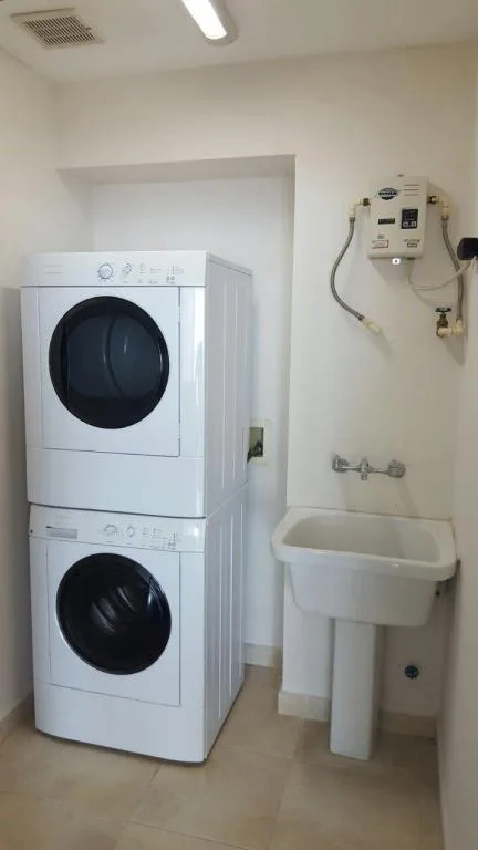 Bello apartamento en alquiler en costa del este, panama, 16-2797 nbh — 4