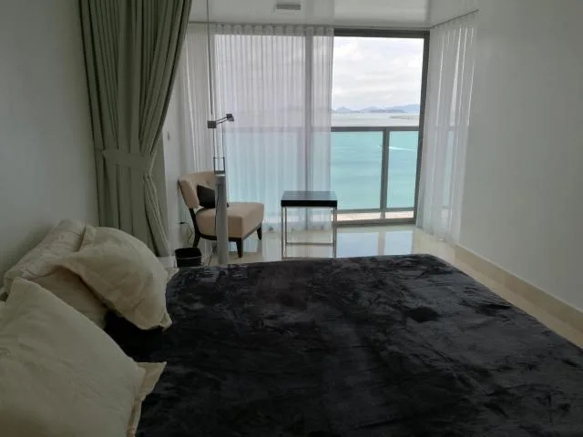 Venta de elegante apto en ph yoo avenida balboa #16-4158mer — 2