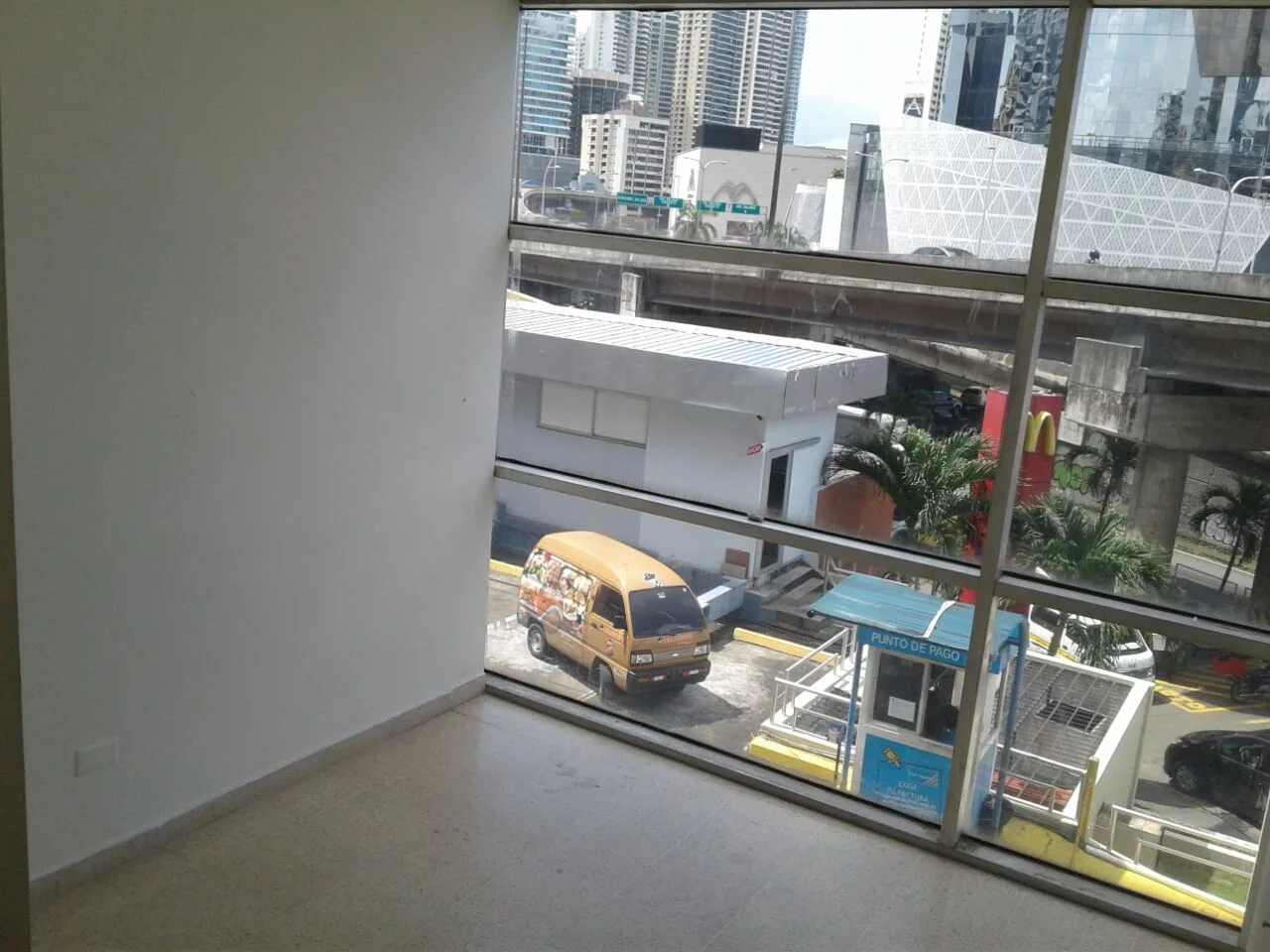 Se renta oficina en plaza balboa — 5