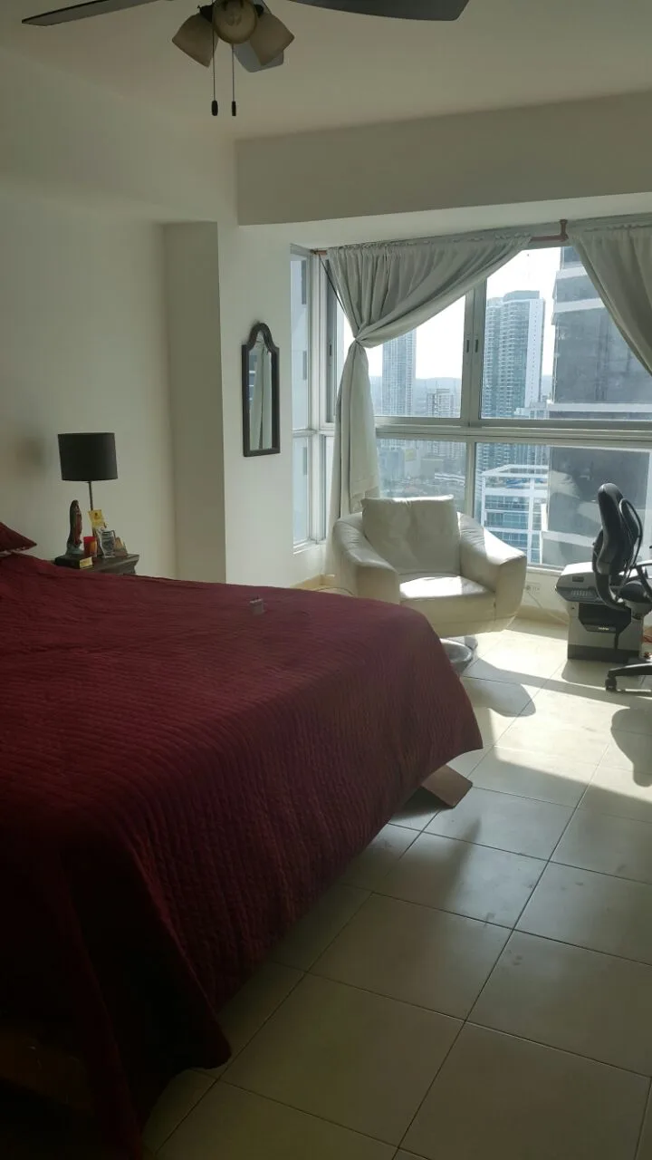 Se vende apartamento amoblado frente al mar — 2