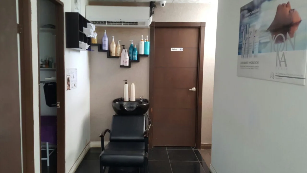 Salon de belleza totalmente operativo en venta en avenida balboa — 3
