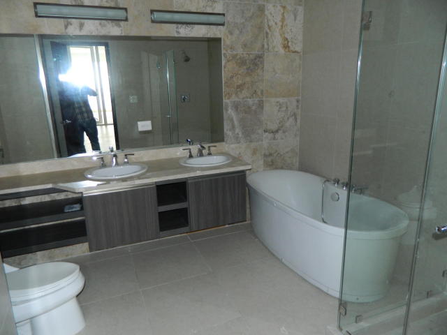 Apartamento en venta avenida balboa ifr 15-445
