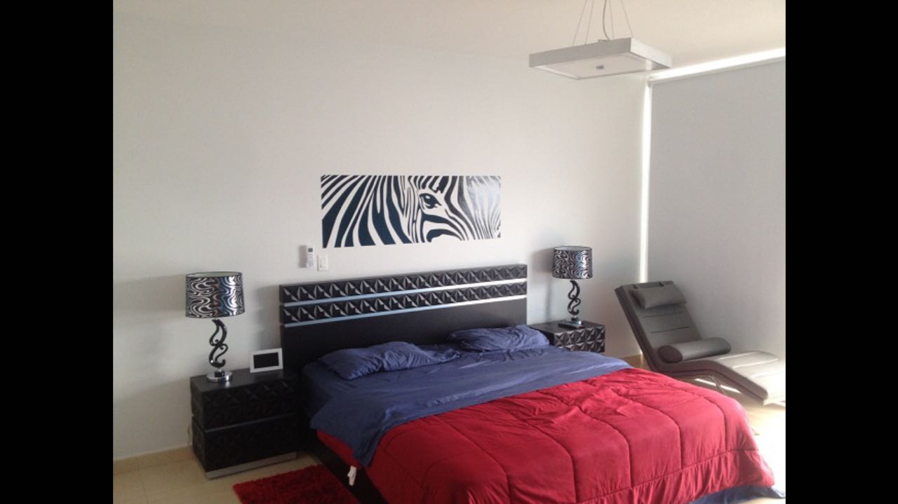 I rent furnished apartment in ave balboa for $ 2000