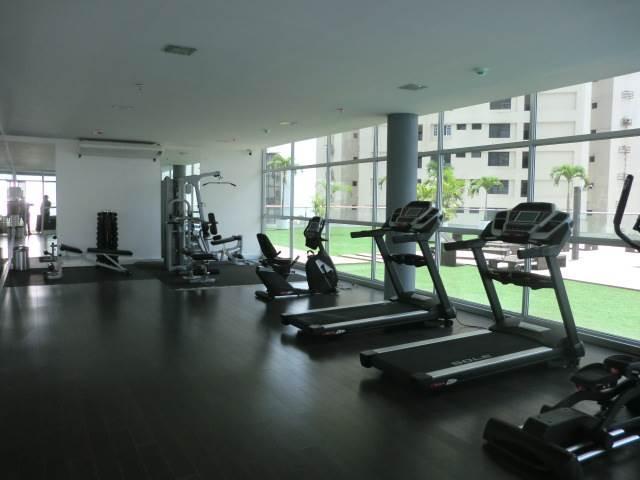 Alquiler amplio apartamento excelente ubicacion 16-4489