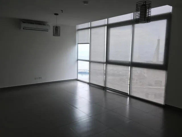 Alquiler amplio apartamento excelente ubicacion 16-4489 — 4