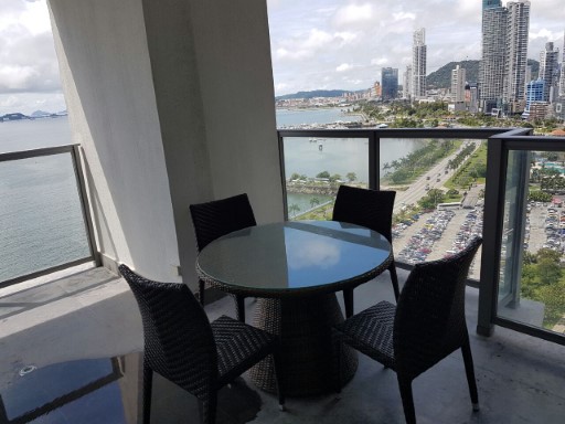 Great apartment beautiful finishes the best building av balboa pg335