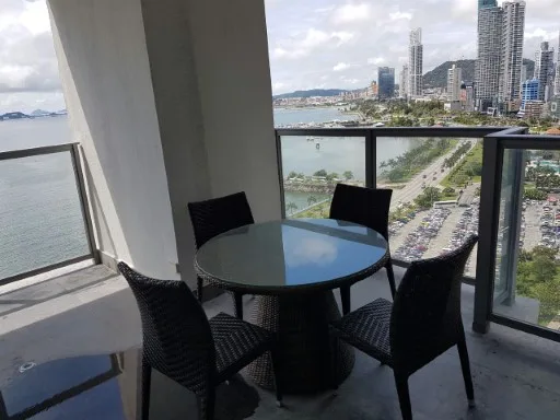 Grandioso apartamento bellos acabados el mejor edificio av balboa pg335 — 3