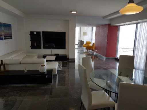 Great apartment beautiful finishes the best building av balboa pg335