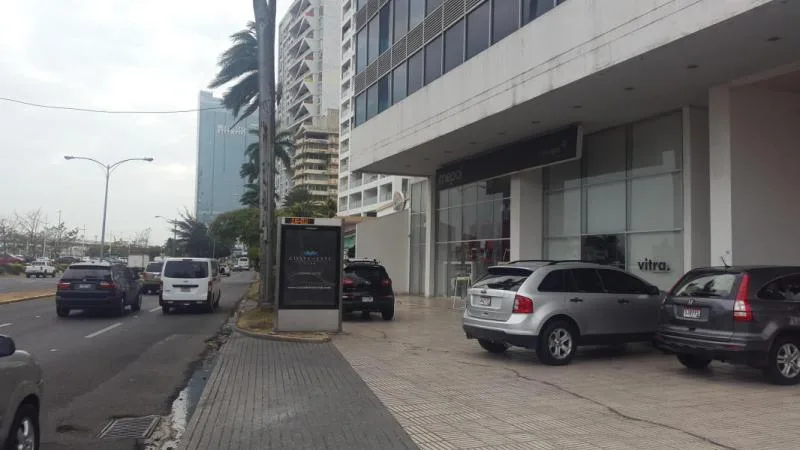 Local comercial en alquiler 225m2 en panama, avenida balboa.rtq — 5