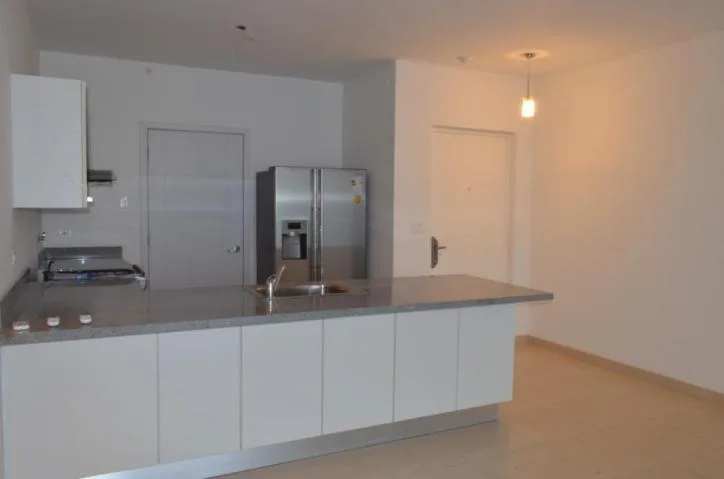 Alquilo apartamento en la avenida balboa — 2